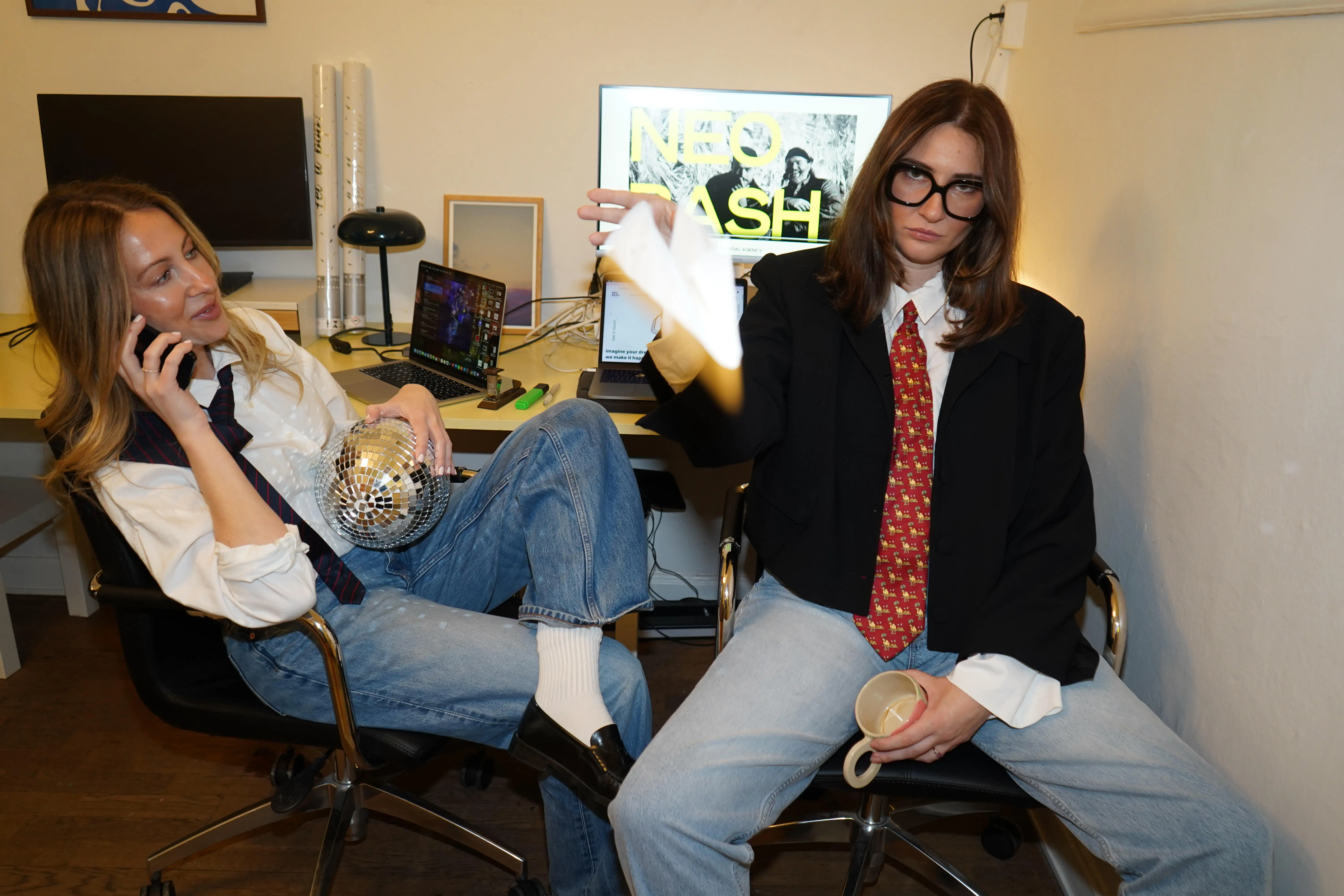 Karina (left) and Hind (right), founders of Neobash